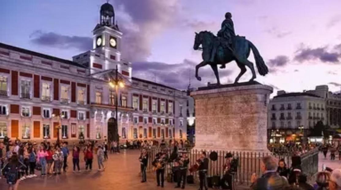 Puerta Del Sol House Apartment Madrid Luaran gambar